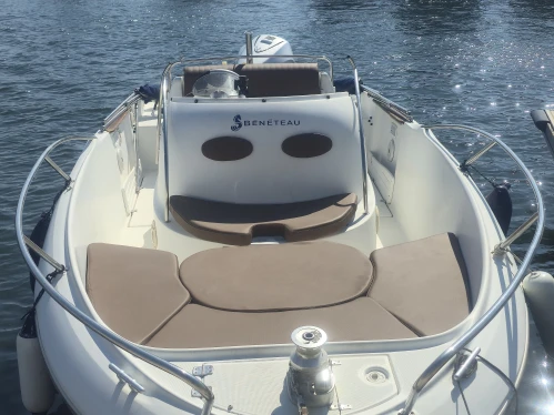 Yacht charter Ayguade-Ceinturon cheap Flyer 650 Open