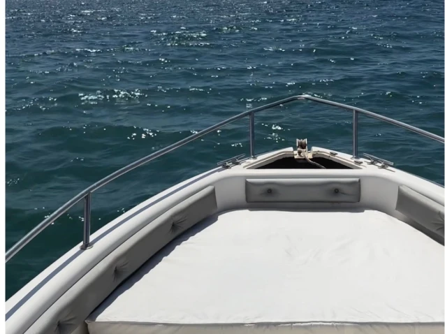 Bareboat Rental Motorboat Sessa Marine with a boat licence
