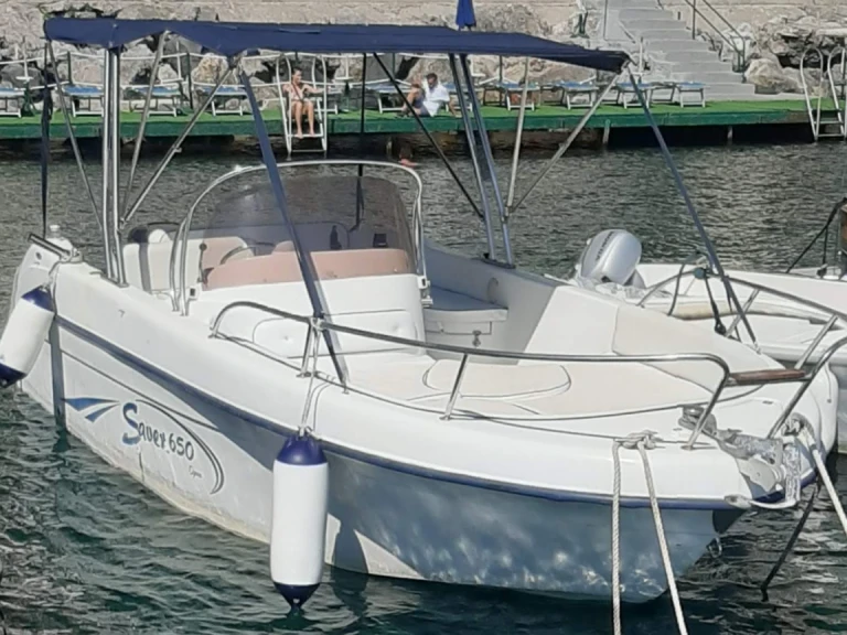 Yacht charter Amalfi cheap Saver 690 Open