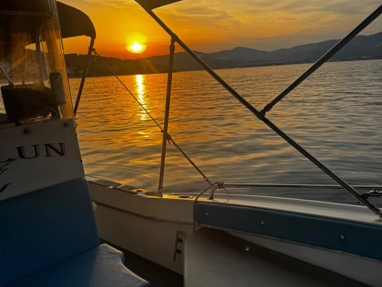 Motorboat rental in Trogir - Nautique Correct Craft Ski Nautique 196