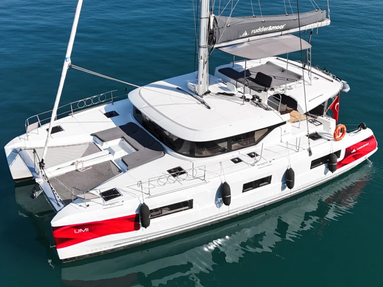 Catamaran rental in Fethiye - Lagoon Lagoon 46