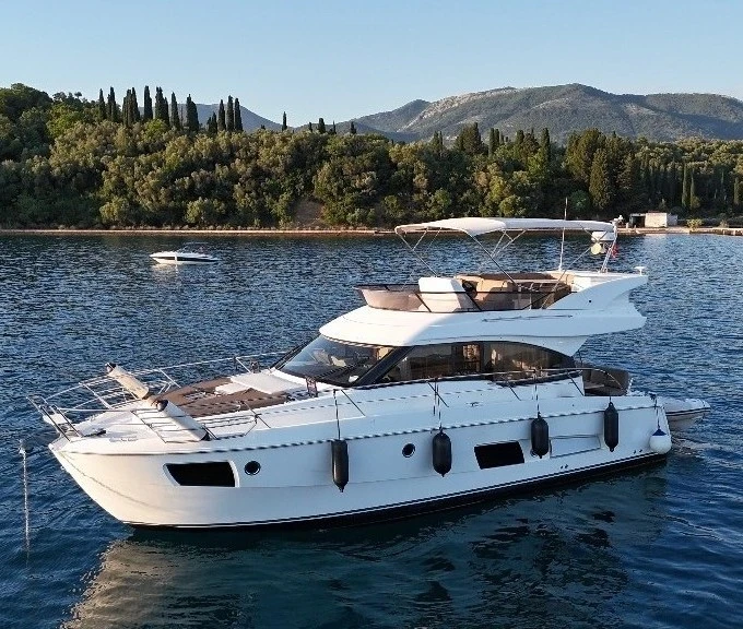 Rent a Bavaria Virtess 420 Tivat