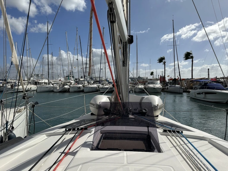 Sailboat for rent Palma de Mallorca at the best price