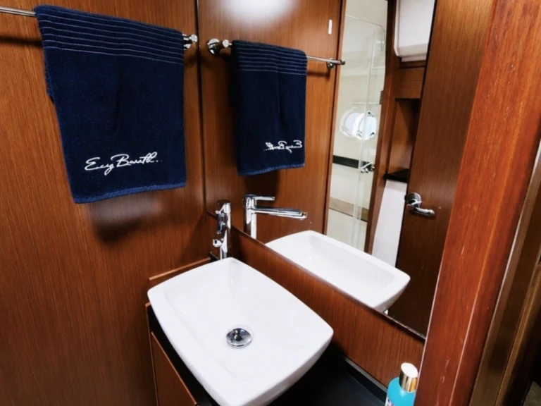 Motorboat for rent Tivat at the best price