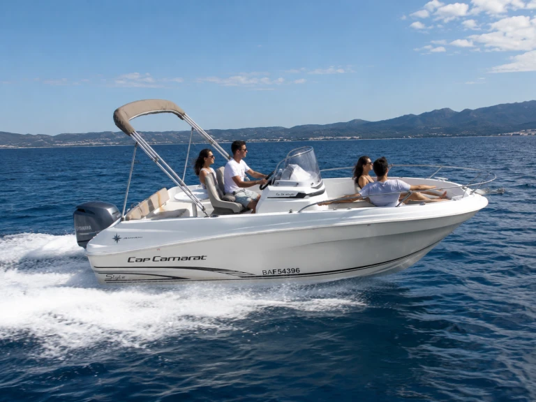 Motorboat rental with or without captain Jeanneau Hendaye
