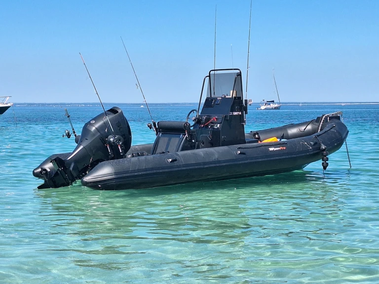 RIB for rent Bénodet at the best price