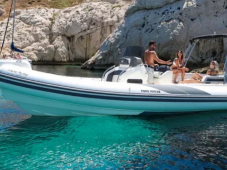 Bsc BSC 75 in Grimaud on SamBoat