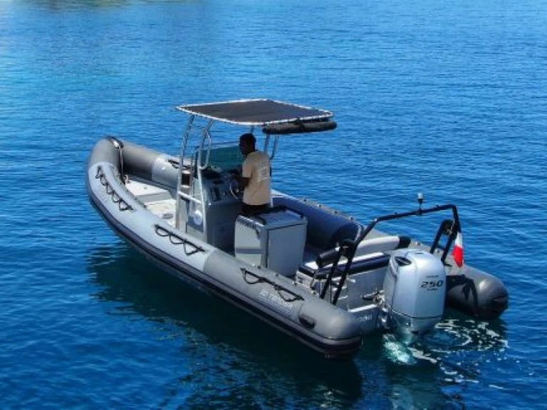 Yacht charter Grimaud cheap 7,65