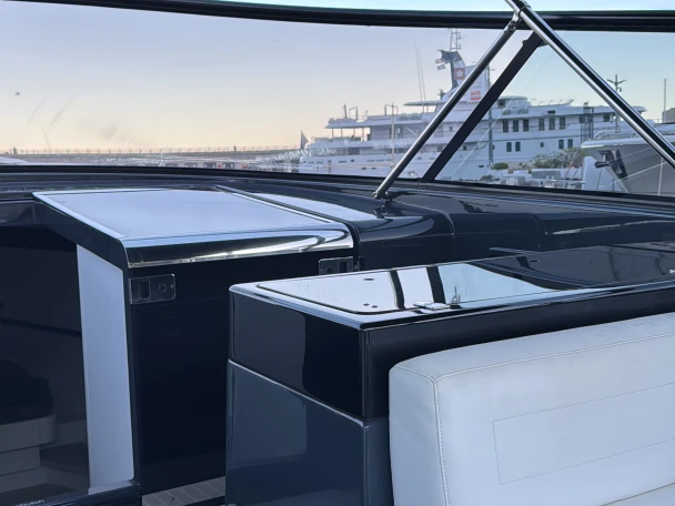 Motorboat for rent Monaco-Ville at the best price