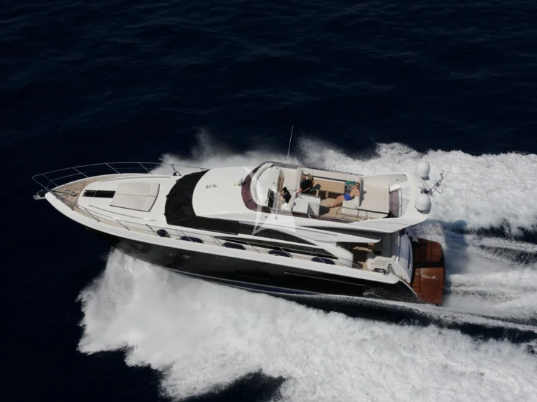 Yacht charter Beaulieu-sur-Mer cheap Princess 64 Fly