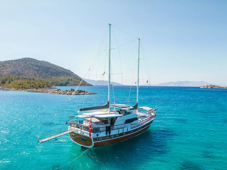 Sailboat for rent Marmaris at the best price