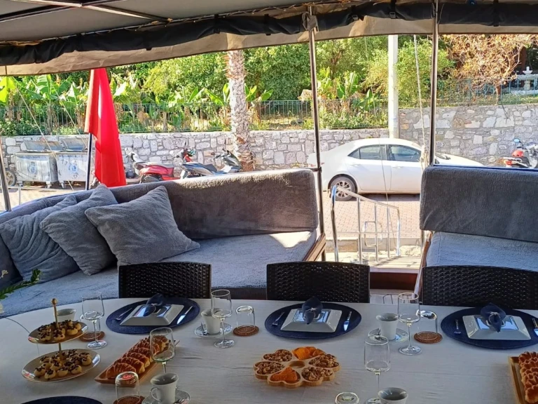 Yacht charter Göcek cheap Custom made