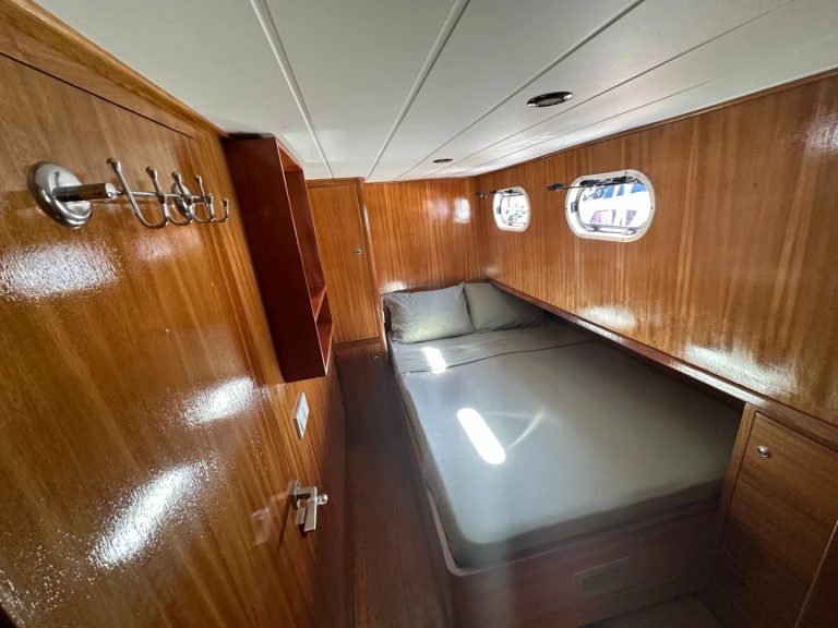 Bareboat Rental Sailboat Custom Made with a boat licence