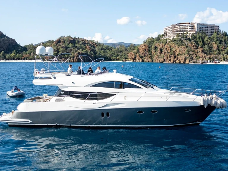 Motorboat rental in Göcek - Custom Made Custom made