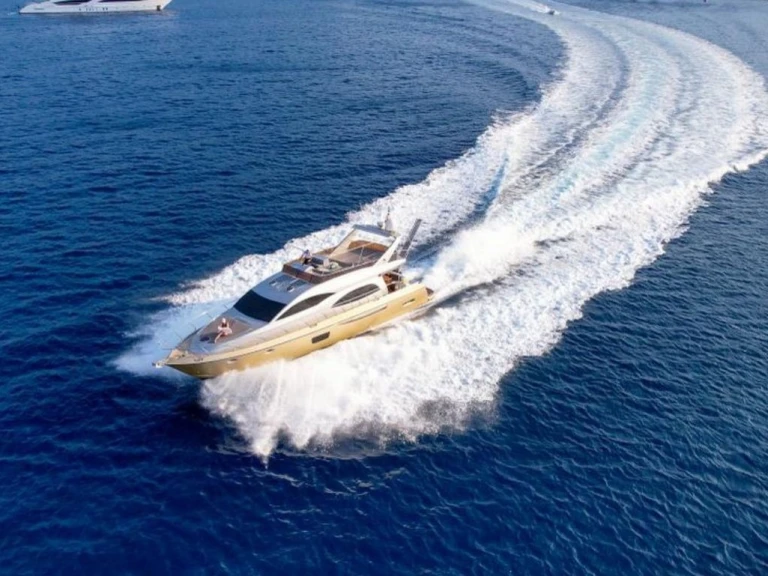 Luxury Yacht for rent Göcek at the best price