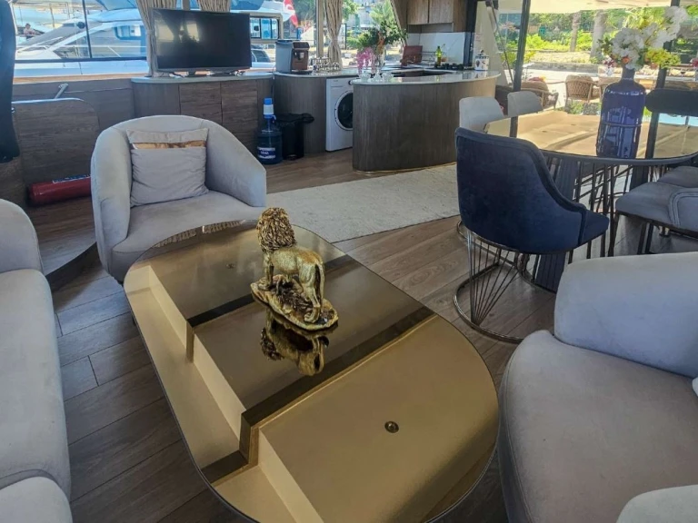 Luxury Yacht for rent Göcek at the best price
