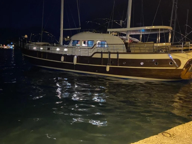 Sailboat rental with or without captain Custom Made Göcek