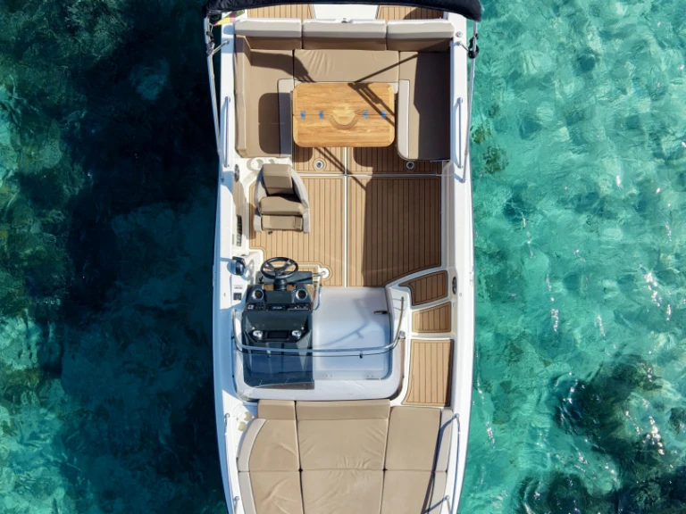 Motorboat rental with or without captain Quicksilver Marina Ibiza