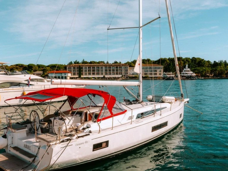 Bareboat Rental Sailboat Bénéteau with a boat licence