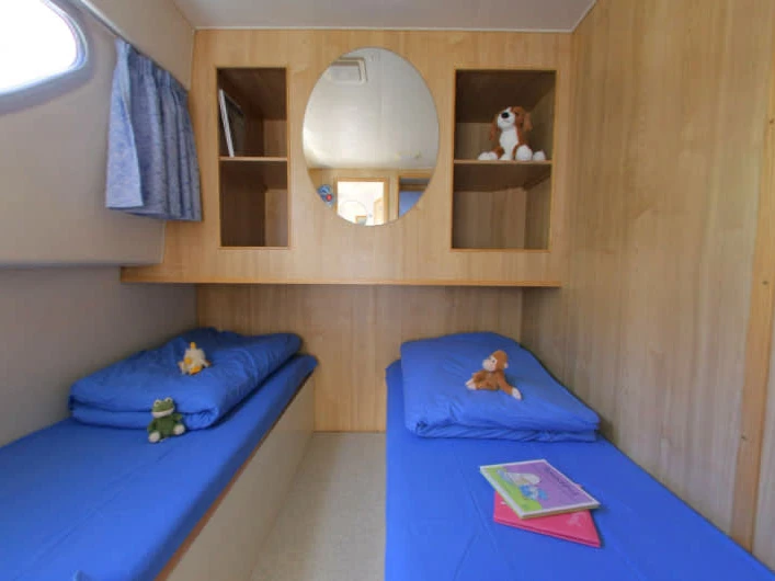 Motorboat rental in Trèbes - Le Boat Calypso
