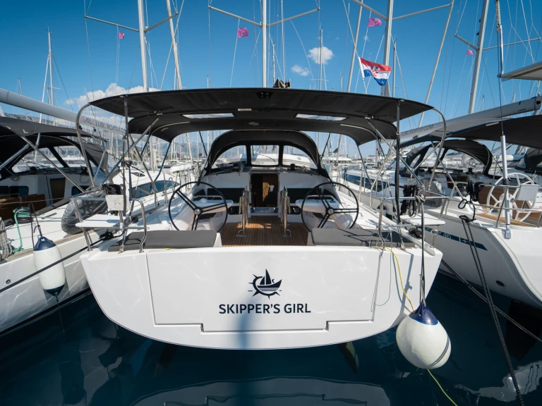Sailboat rental with or without captain Elan Kaštela