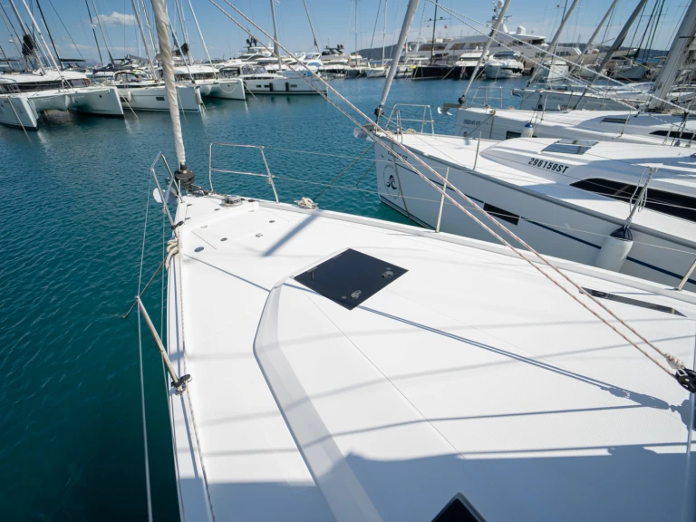 Sailboat for rent Kaštela at the best price