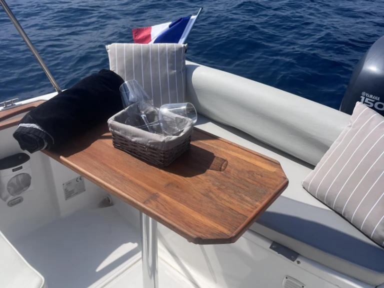 Motorboat rental with or without captain Sessa Marine Le Barcarès