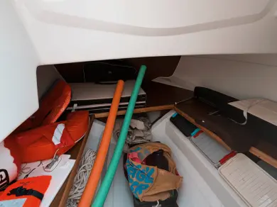 Yacht charter Sainte-Maxime cheap Flyer 6.6 SUNdeck