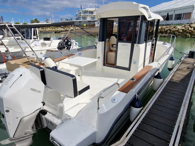 Boat rental Ocqueteau Ostrea 700 in Cherbourg-en-Cotentin on Samboat