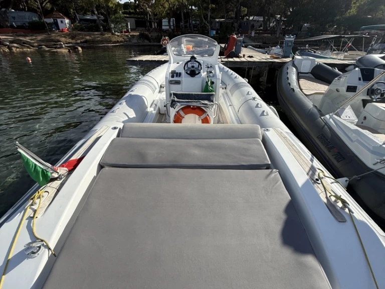 Boat rental Pirelli P880 sport in Porto Turistico Palau on Samboat