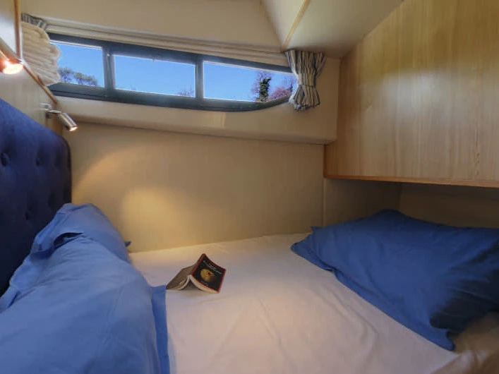 Rent a Le Boat Magnifique Homps