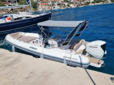 Rent a Salpa Soleil 24.5 Trogir