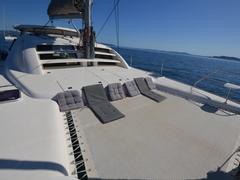 Bareboat Rental Catamaran Leopard with a boat licence