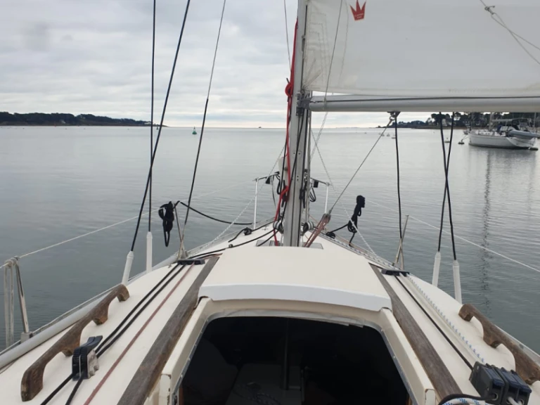 Bareboat Rental Sailboat Jeanneau with a boat licence