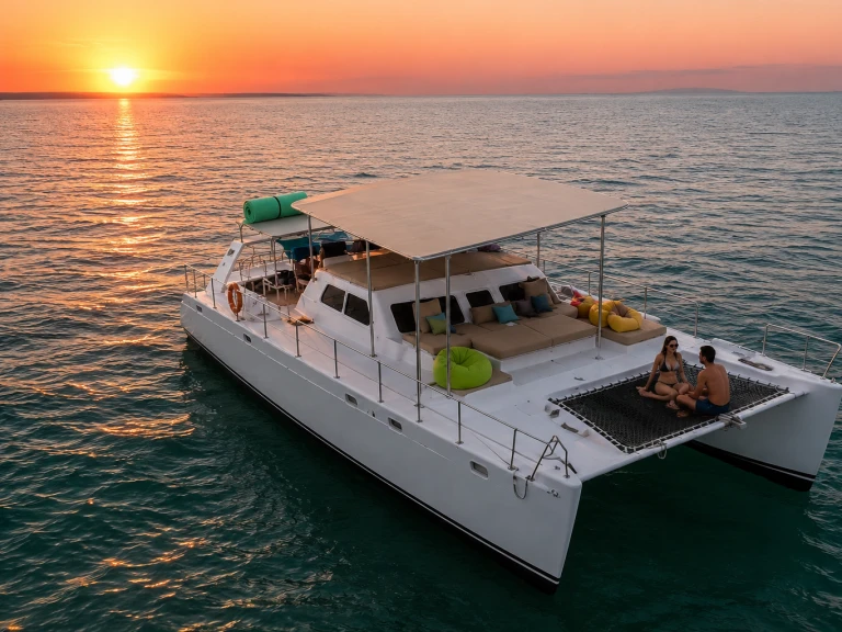 Boat rental Custom Made custom in Cruz de Huanacaxtle on Samboat