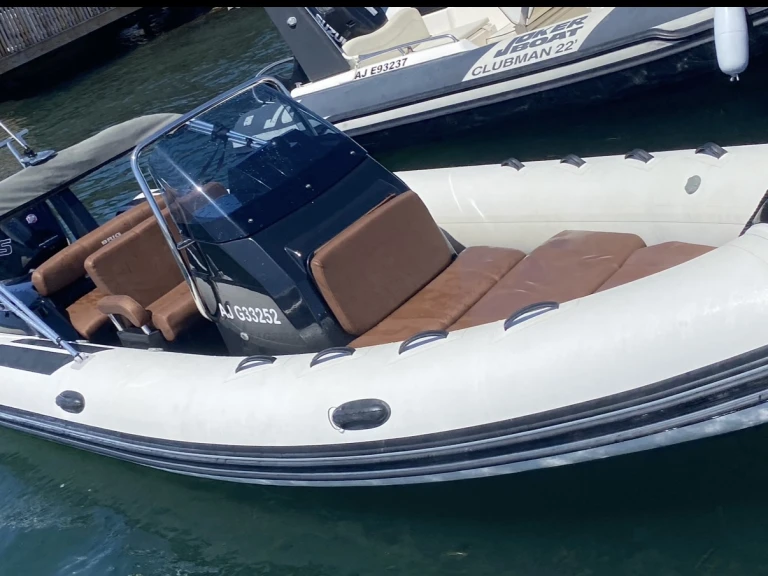 RIB for rent Bonifacio at the best price