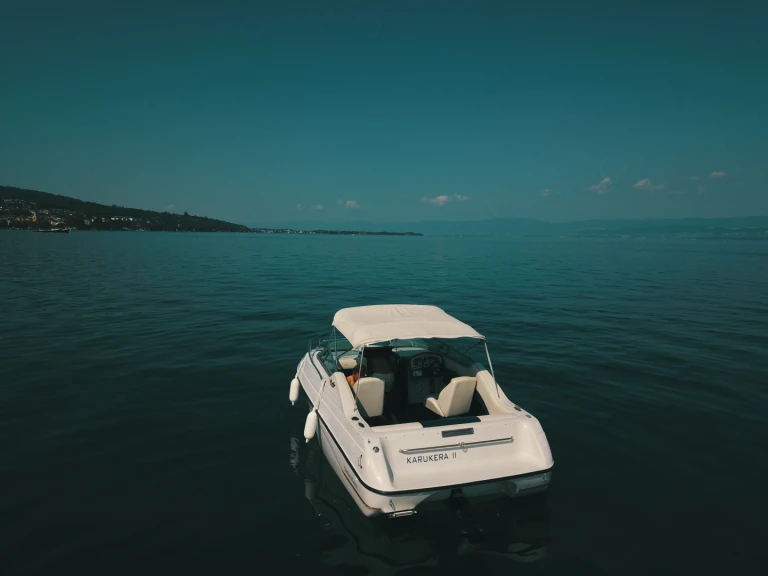 Yacht charter Évian-les-Bains cheap Crownline 210 CCR