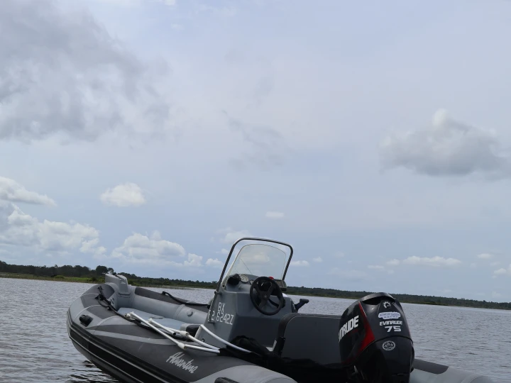 Rent a Adventure VESTA 550 France