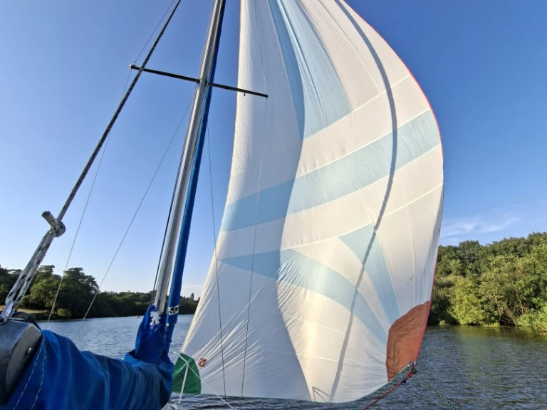 Sailboat rental with or without captain Bénéteau Nantes