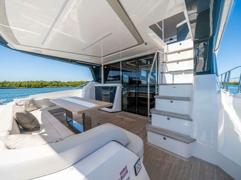Yacht charter Miami cheap 62ft