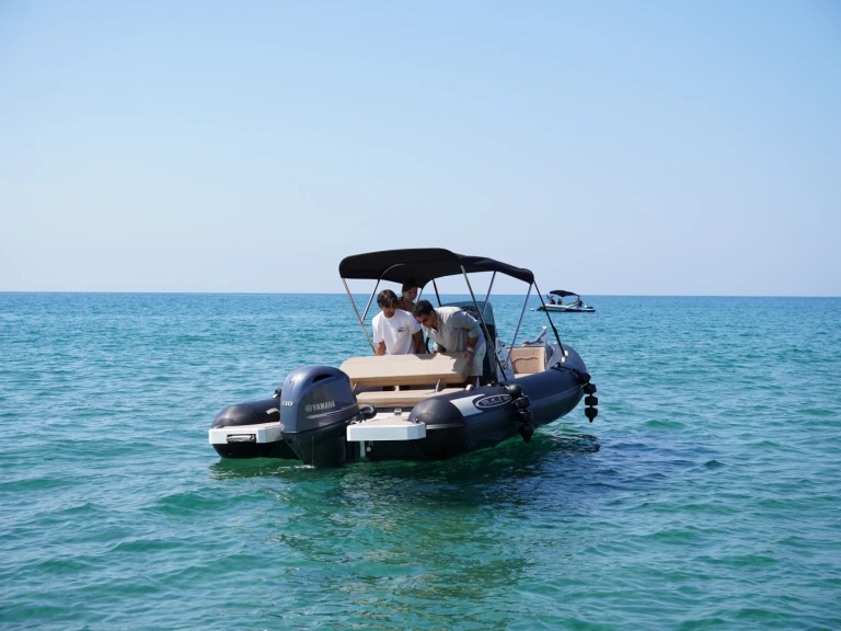 RIB rental in Port de Sitges Aiguadolç - Maestrale Fun 650