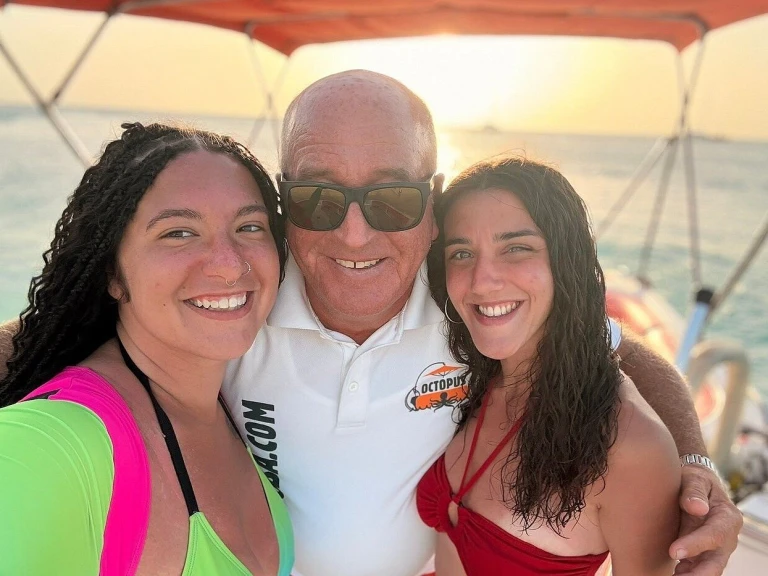 Motorboat rental with or without captain Custom Made Aruba