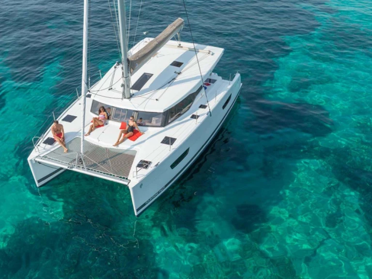Fountaine Pajot Lucia 40 in Lefkáda on SamBoat