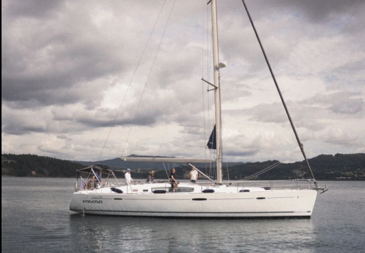 Bénéteau Oceanis 50 in Combarro on SamBoat