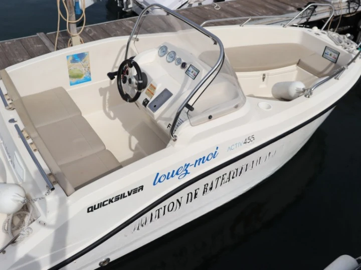 Motorboat rental in Port de Sète - Quicksilver Activ 455 Open