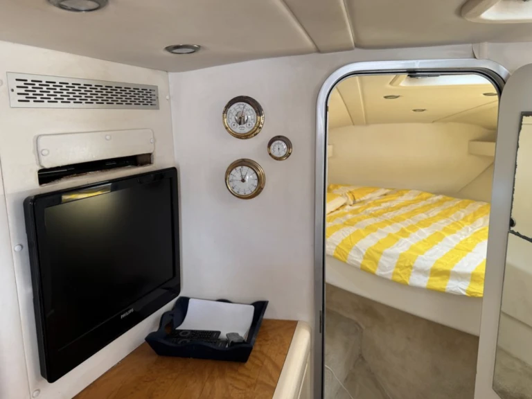 Motorboat for rent Cannes at the best price