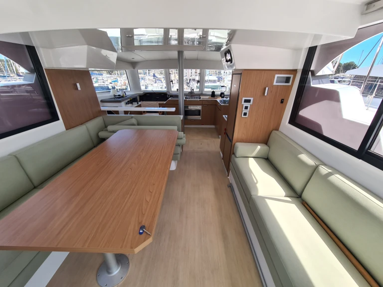 Bali Bali Catspace Voile in Saint-Mandrier-sur-Mer on SamBoat