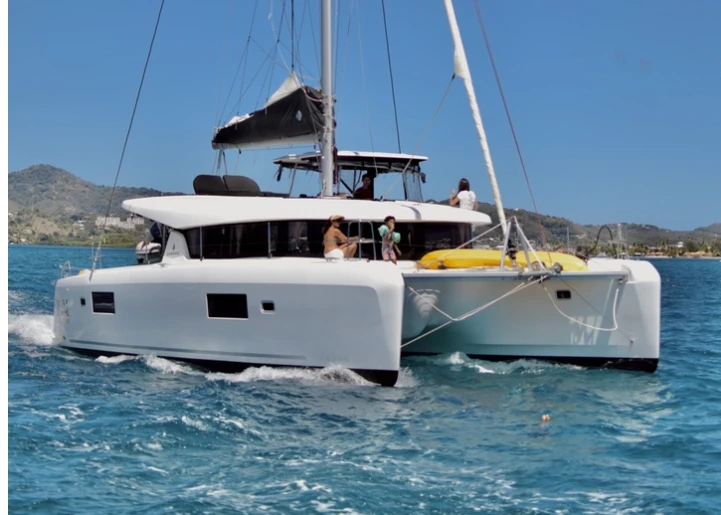 Boat rental Lagoon Lagoon 42 in Parish of Saint George on Samboat