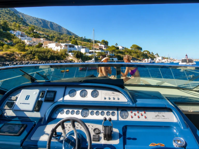 Bareboat Rental Luxury Yacht Cantieri-Di-Sarnico with a boat licence