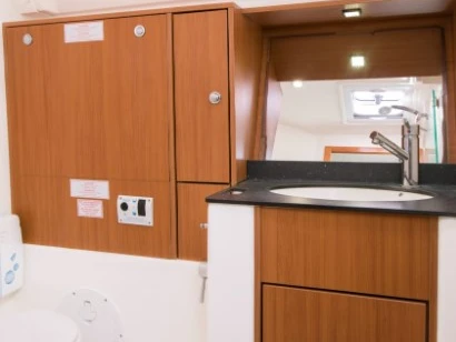 Sailboat rental in Préveza - Bavaria Bavaria 40 Cruiser